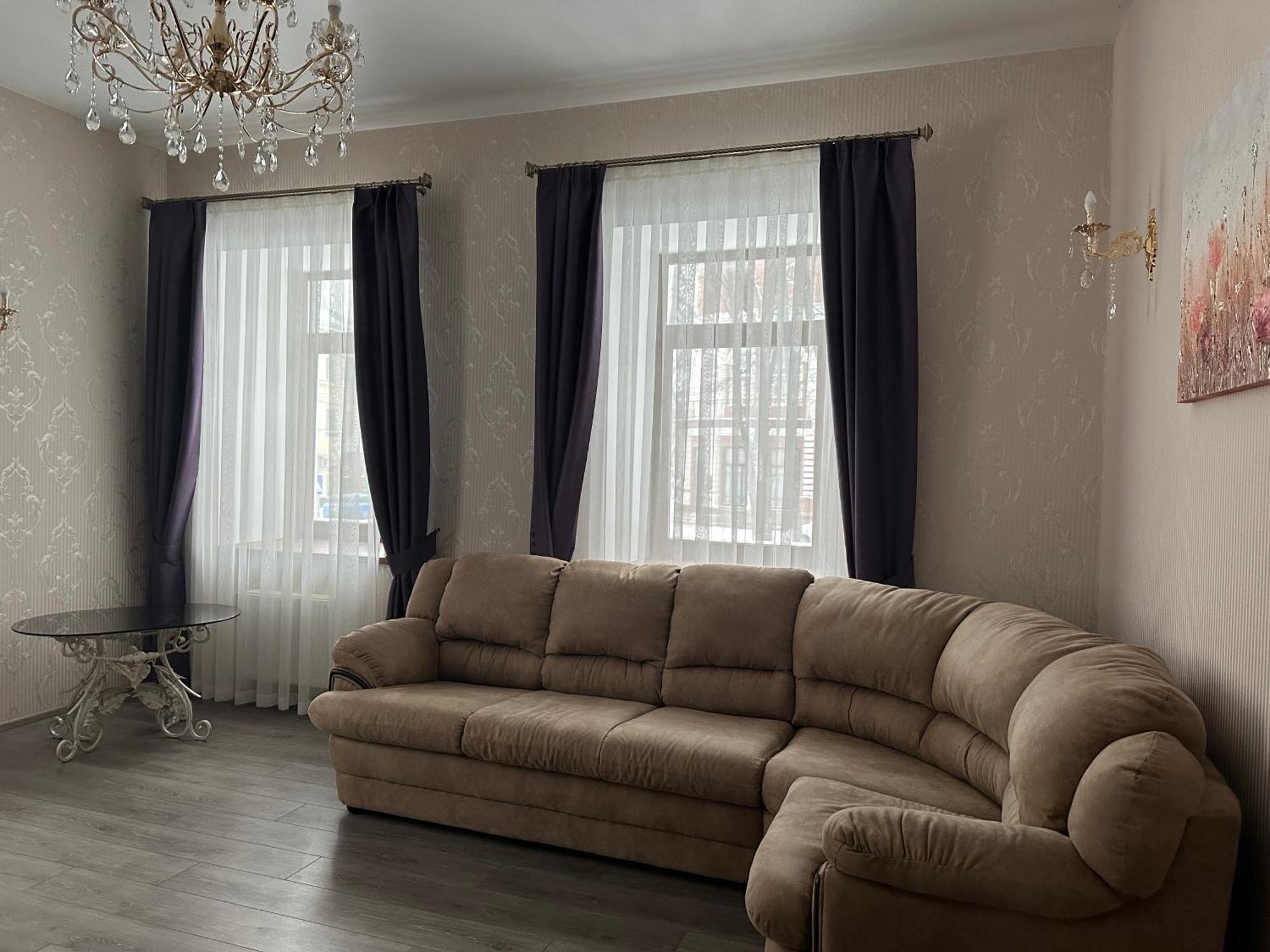 Centralnyi Hotel Полтава Екстериор снимка