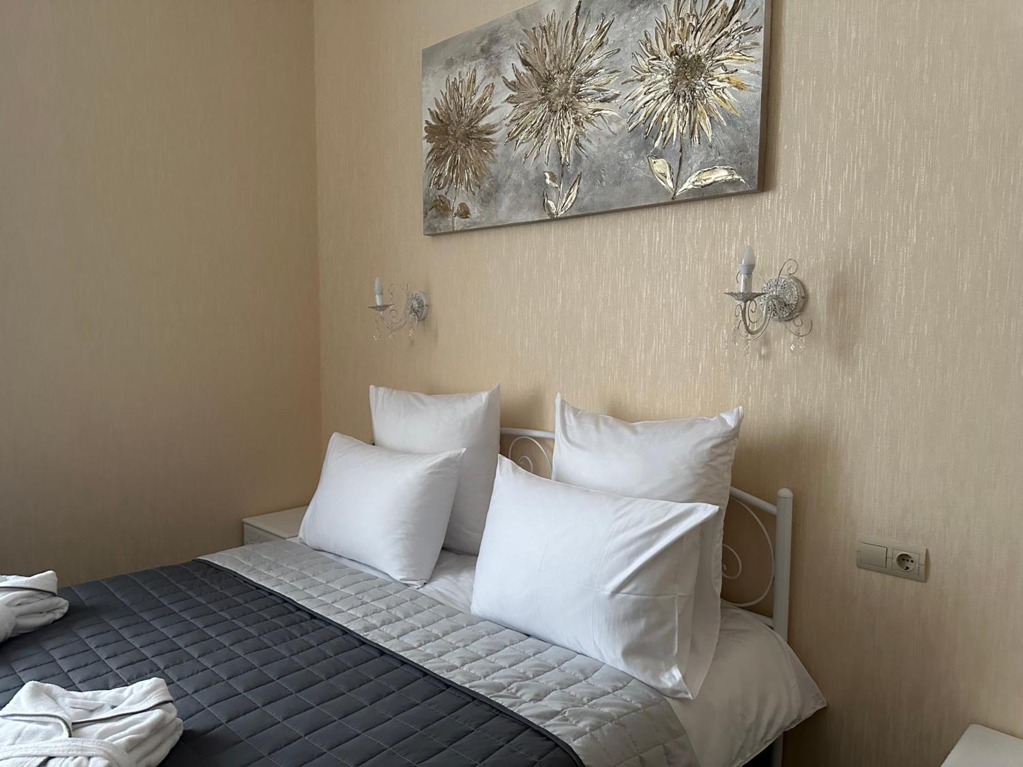Centralnyi Hotel Полтава Екстериор снимка