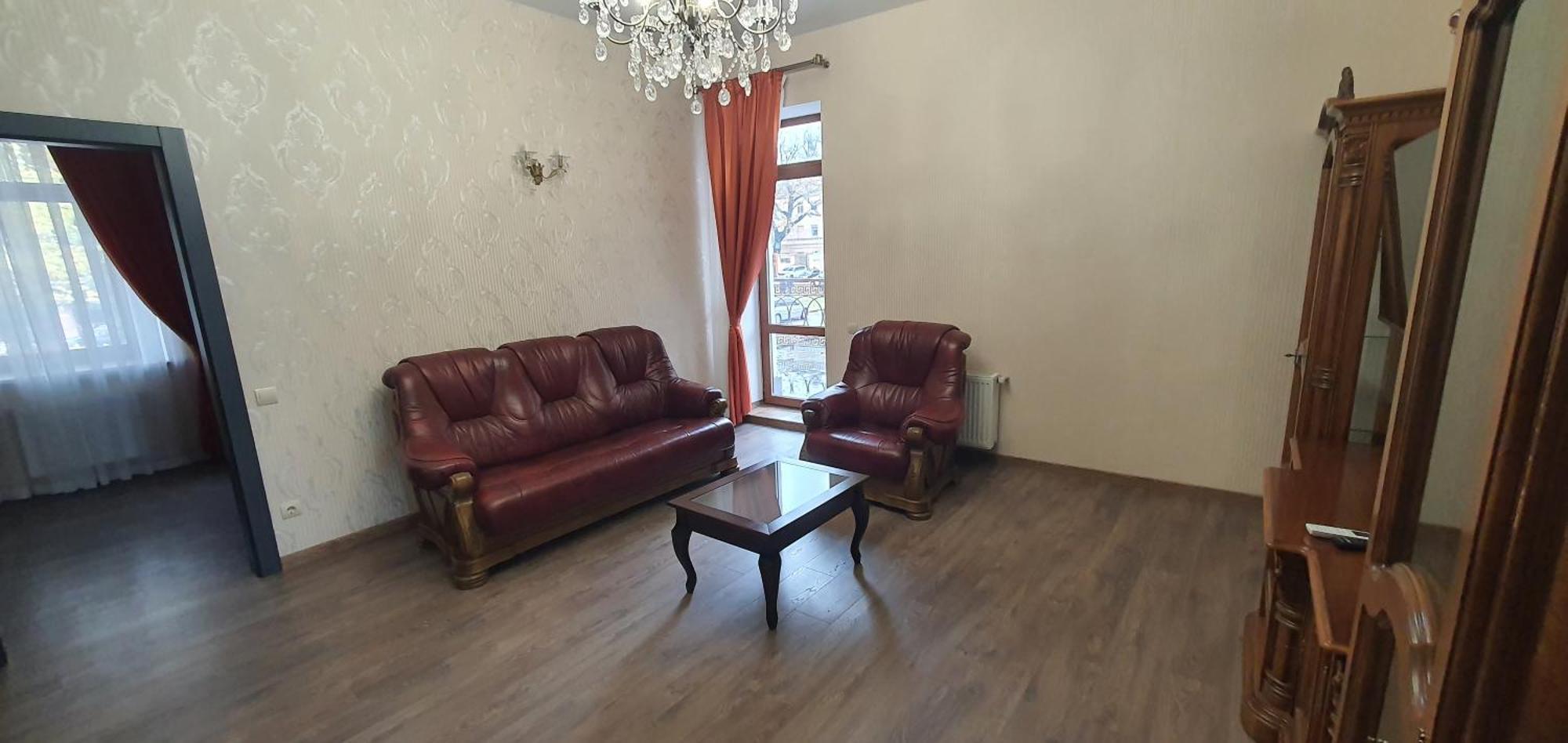 Centralnyi Hotel Полтава Екстериор снимка