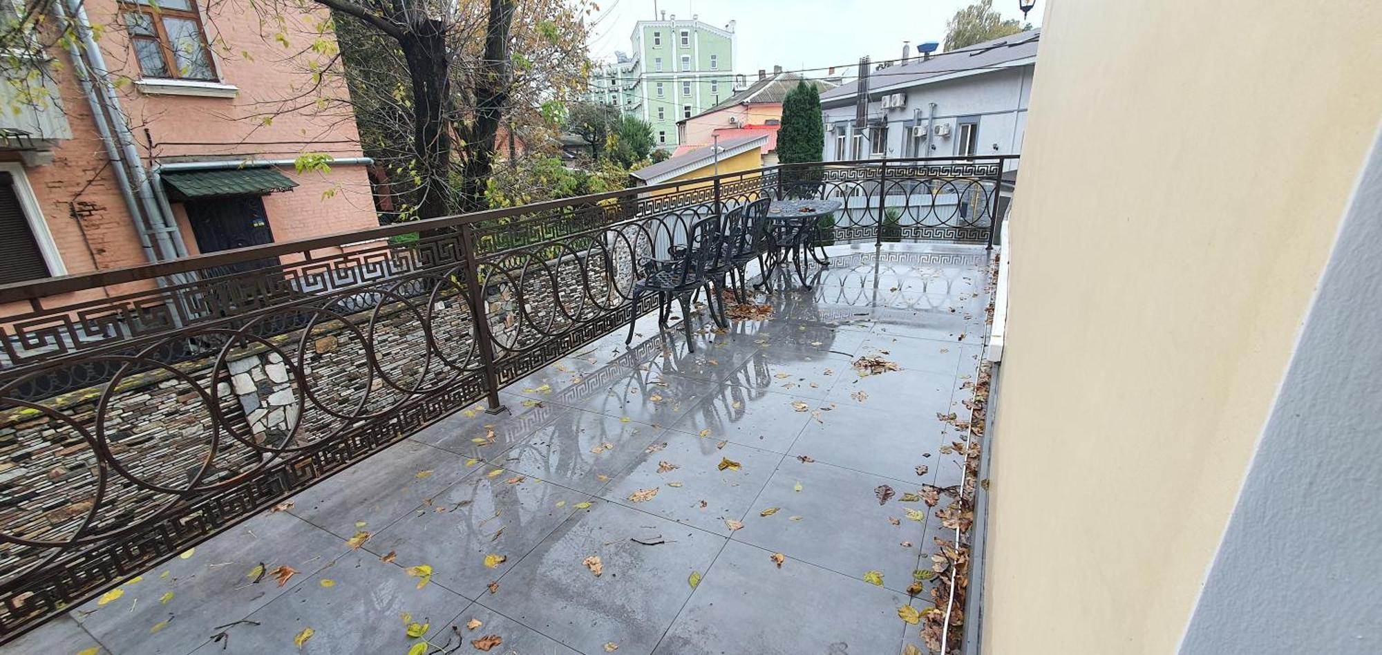 Centralnyi Hotel Полтава Екстериор снимка
